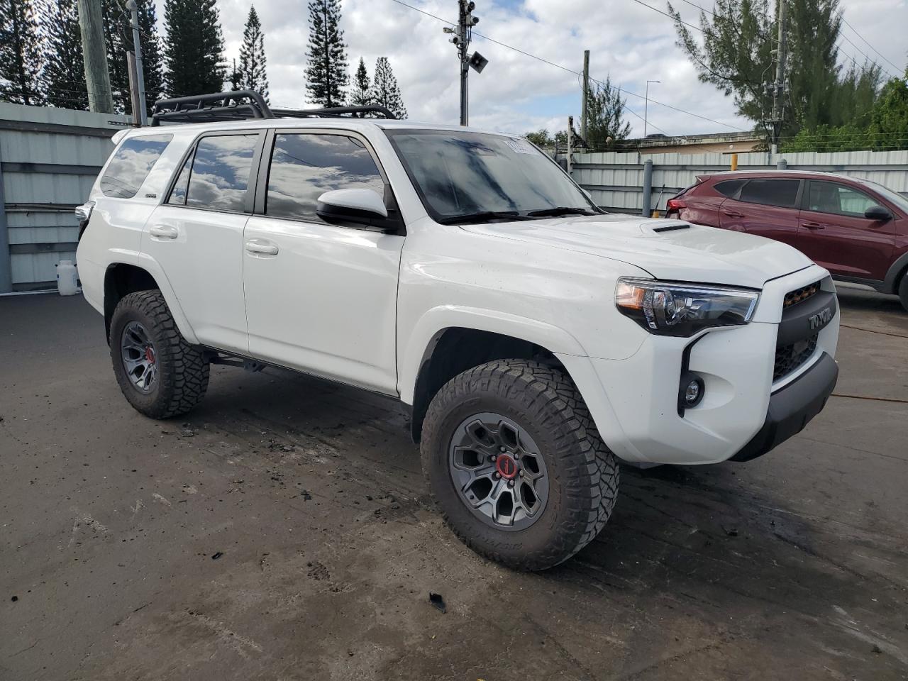2023 Toyota 4Runner Sr5 - Image 4