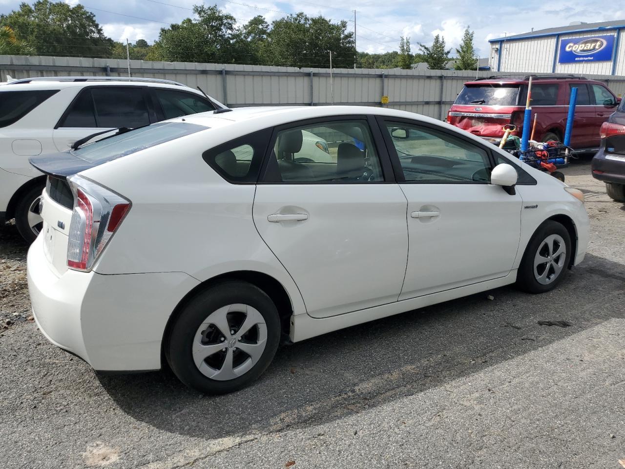 2012 Toyota Prius - Фото 3
