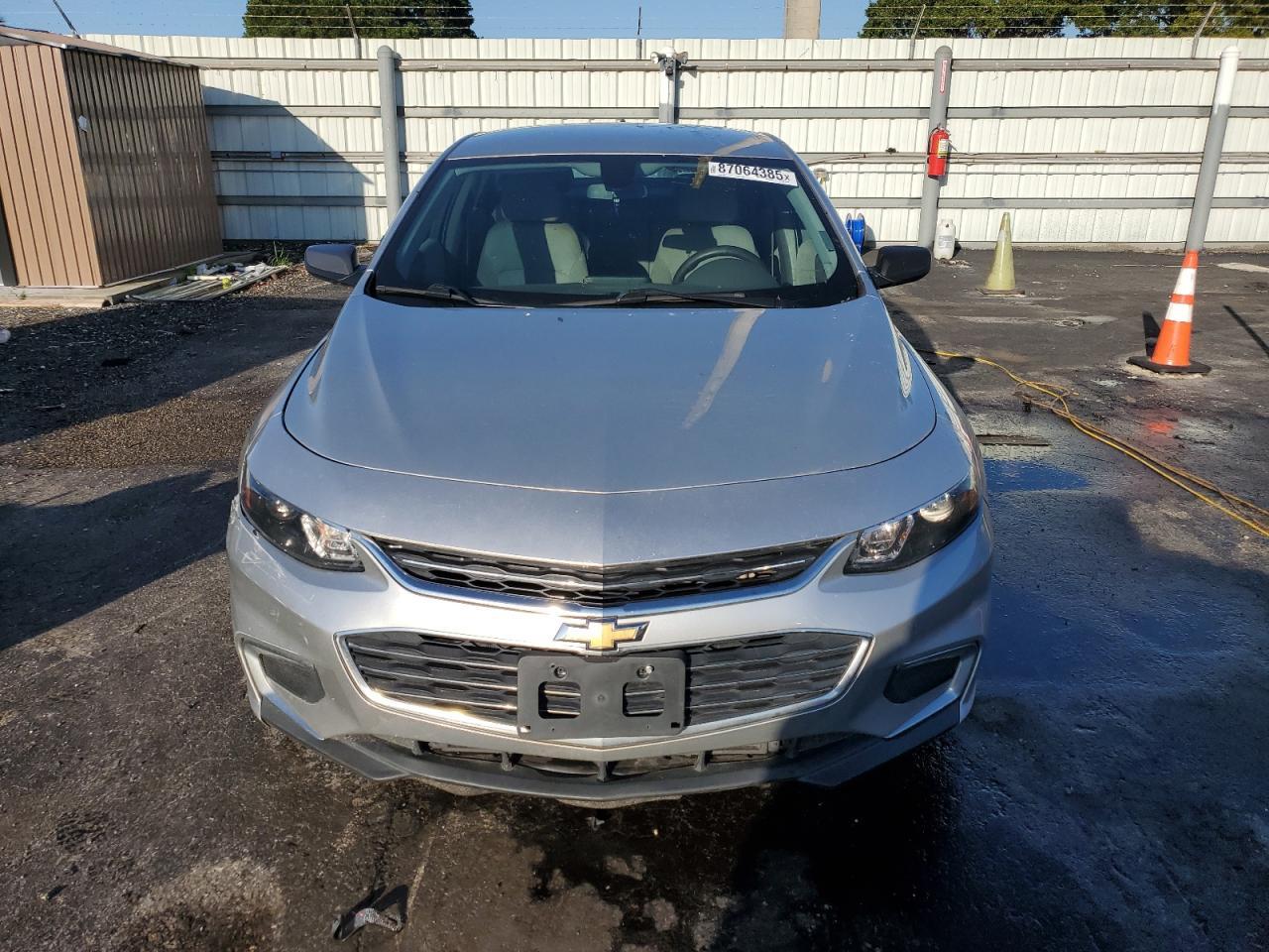 2016 Chevrolet Malibu Ls - Image 5