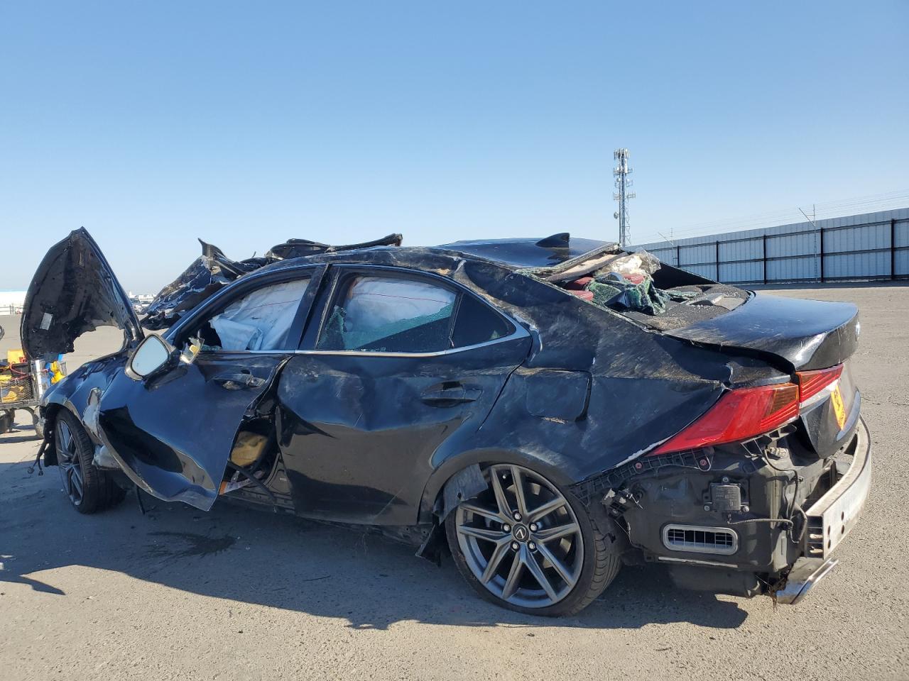 2017 Lexus Is 350 - Фото 2