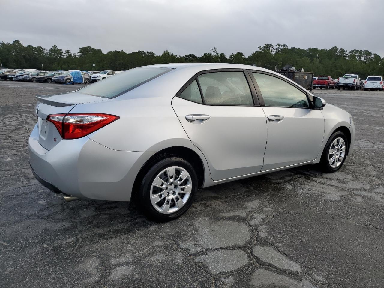 2015 Toyota Corolla L - Image 3