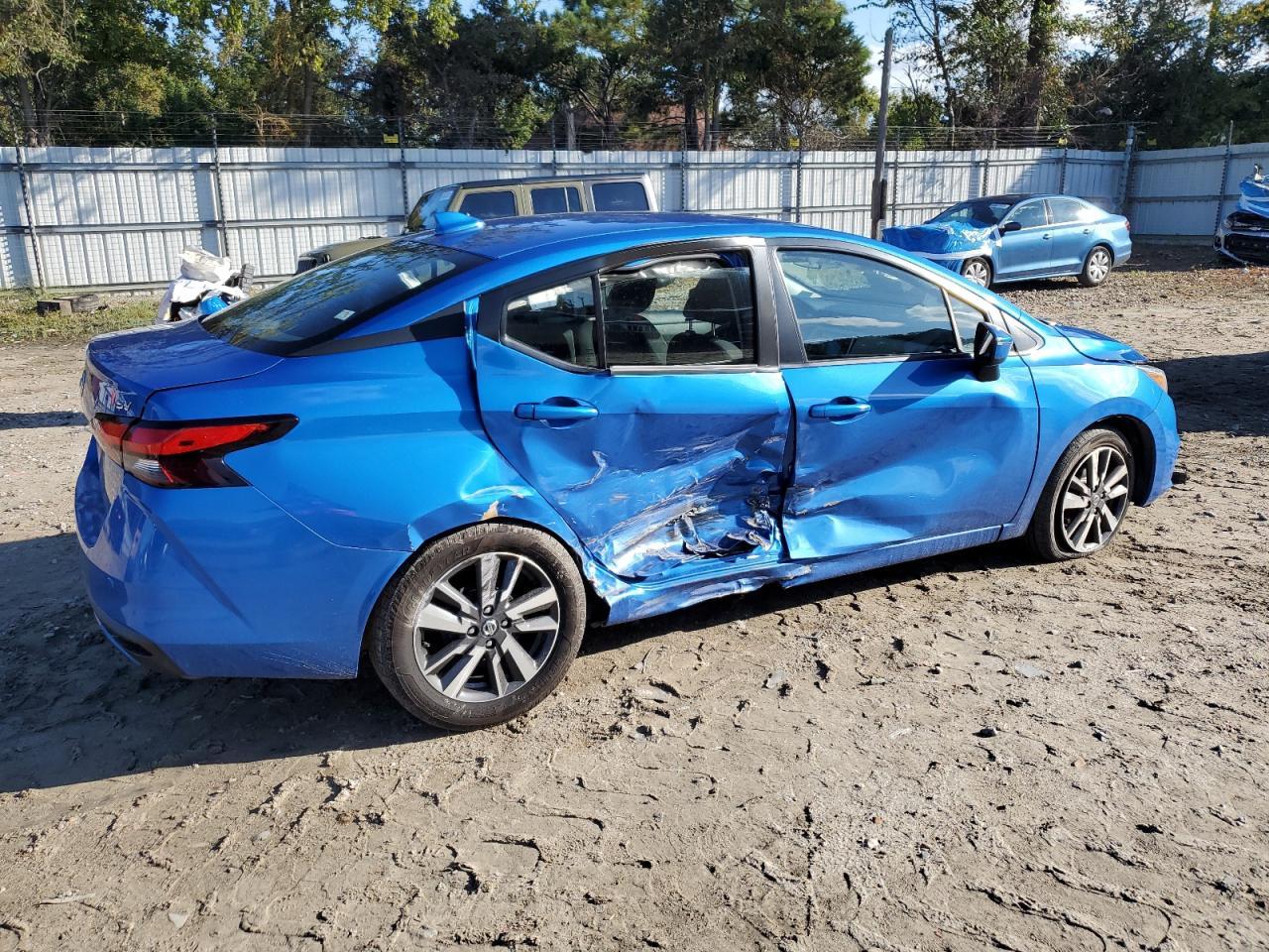 2021 Nissan Versa Sv - Фото 3