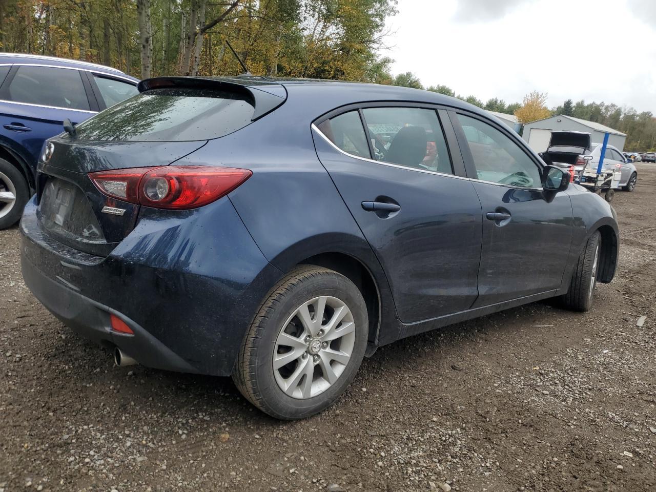 2015 Mazda 3 Touring - Фото 3