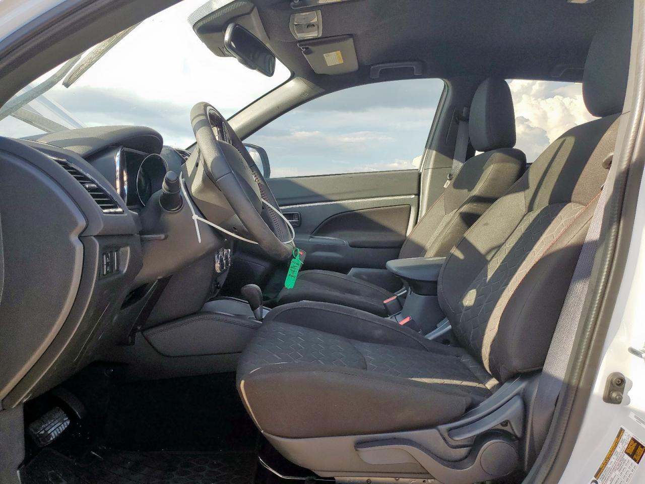 2025 Mitsubishi Outlander Sport S - Фото 7