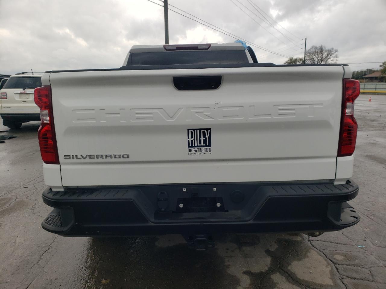 2024 Chevrolet Silverado C1500 - Фото 6