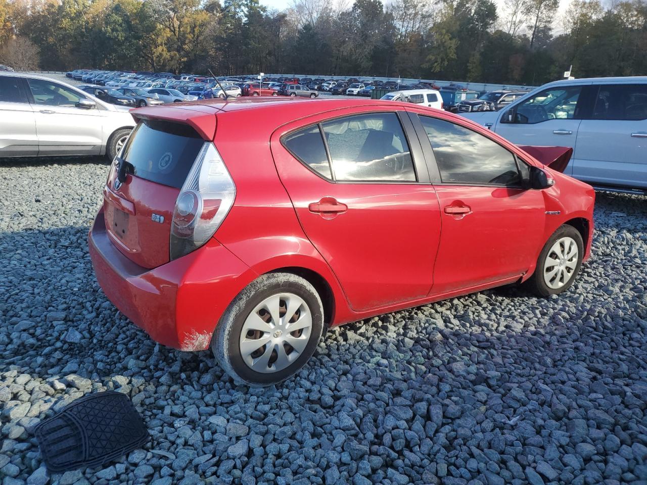 2012 Toyota Prius C - Image 3