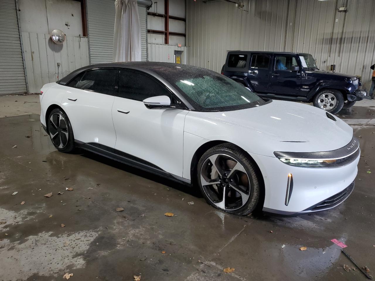 2023 Lucid Motors Air Touring - Image 4