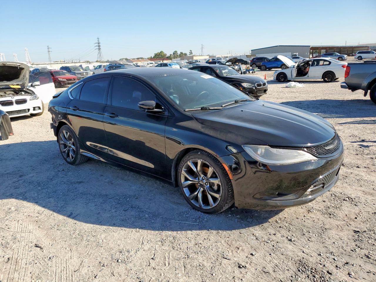 2015 Chrysler 200 S - Фото 4