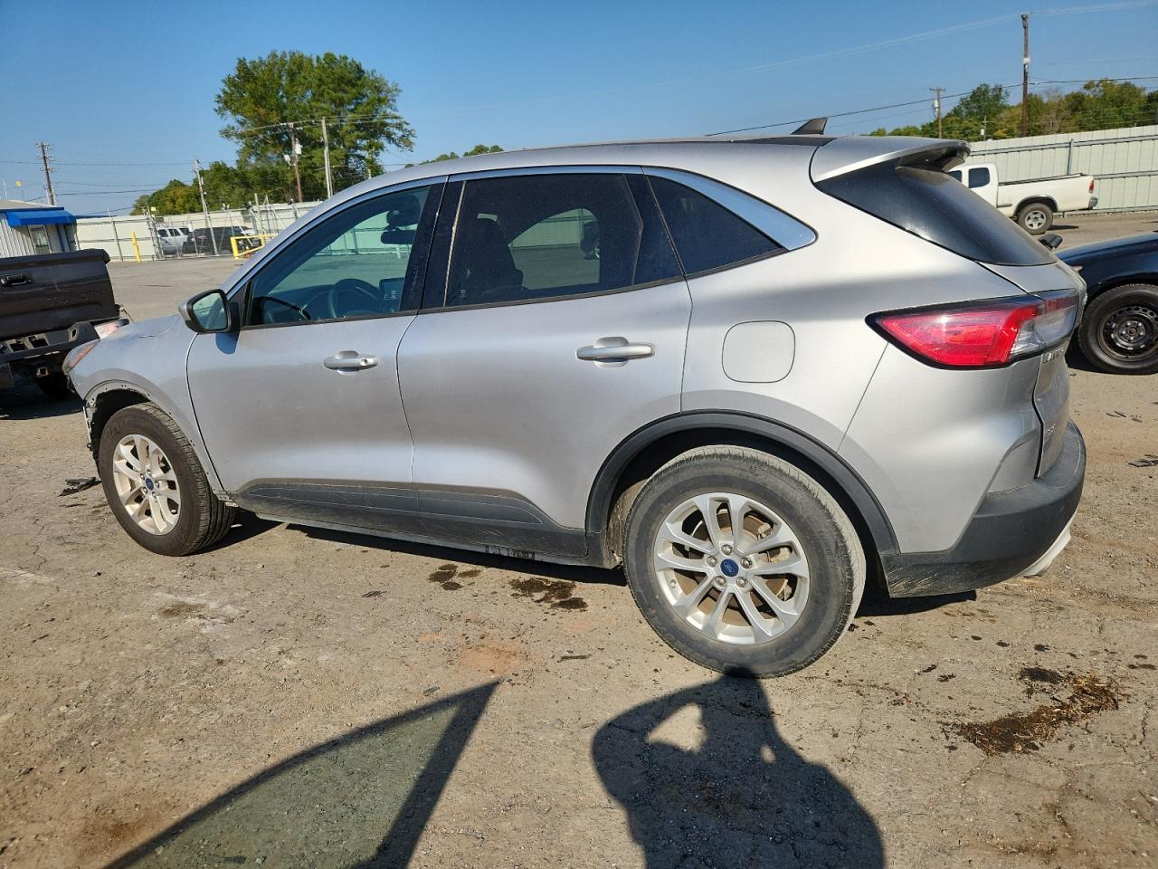 2020 Ford Escape Se - Фото 2