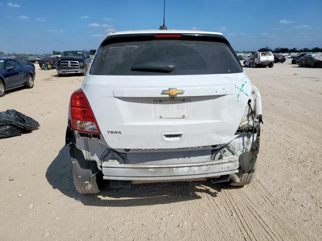2020 Chevrolet Trax Ls - Фото 6