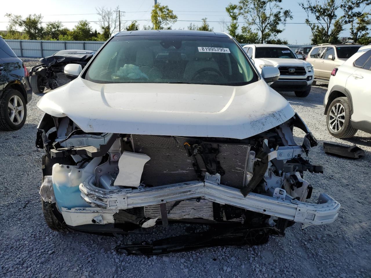 2024 Ford Edge Titanium - Image 5