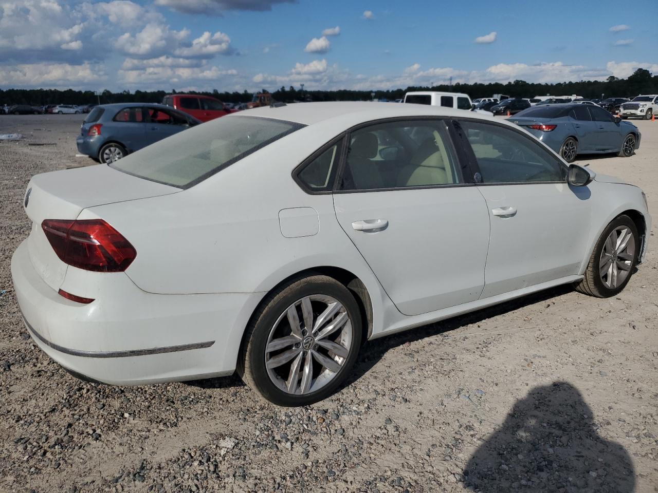 2019 Volkswagen Passat Wolfsburg - Image 3