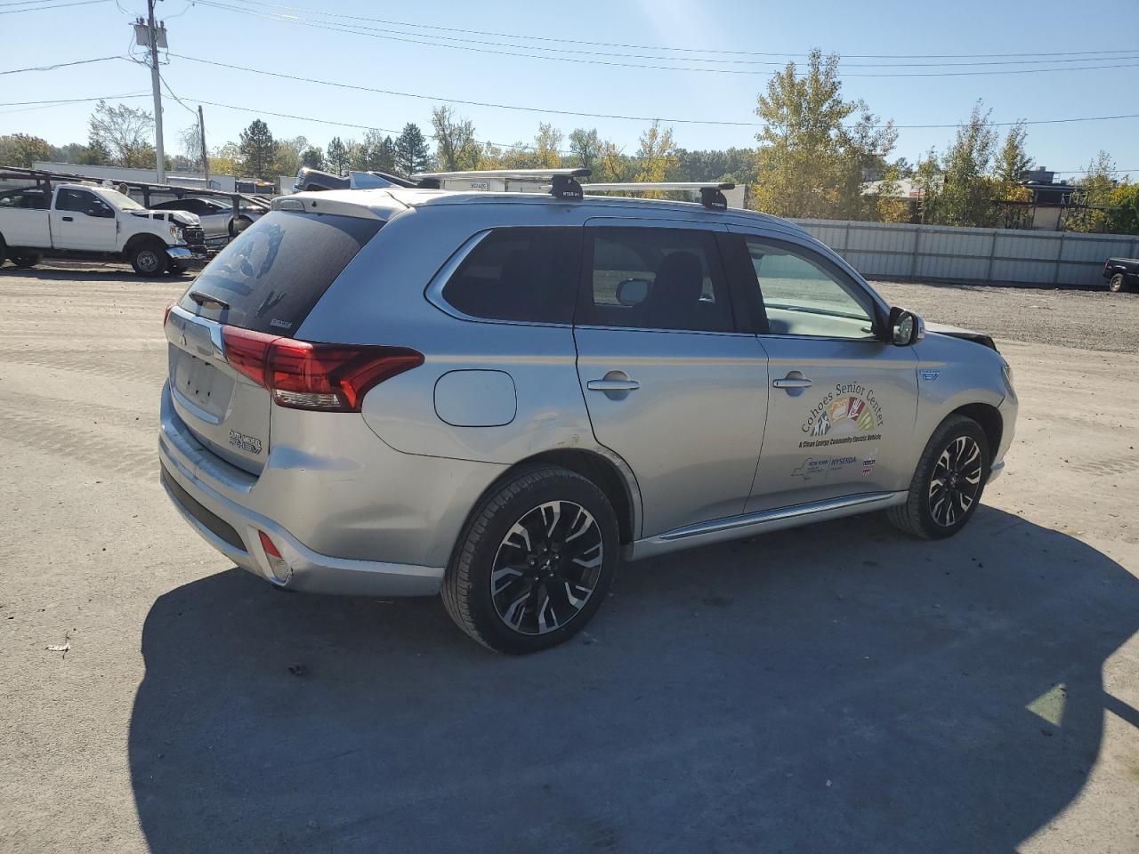 2018 Mitsubishi Outlander Phev - Фото 3