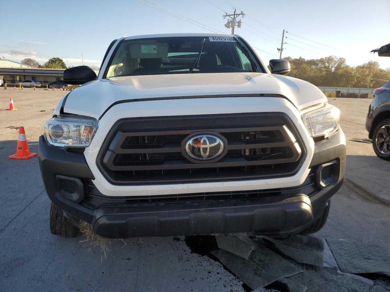 2021 Toyota Tacoma Access Cab - Image 5
