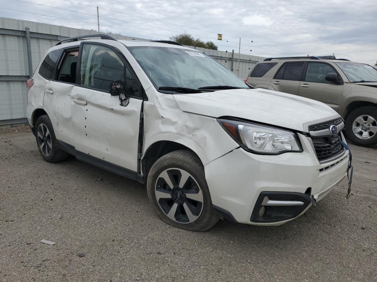 2017 Subaru Forester 2.5I Limited - Image 4