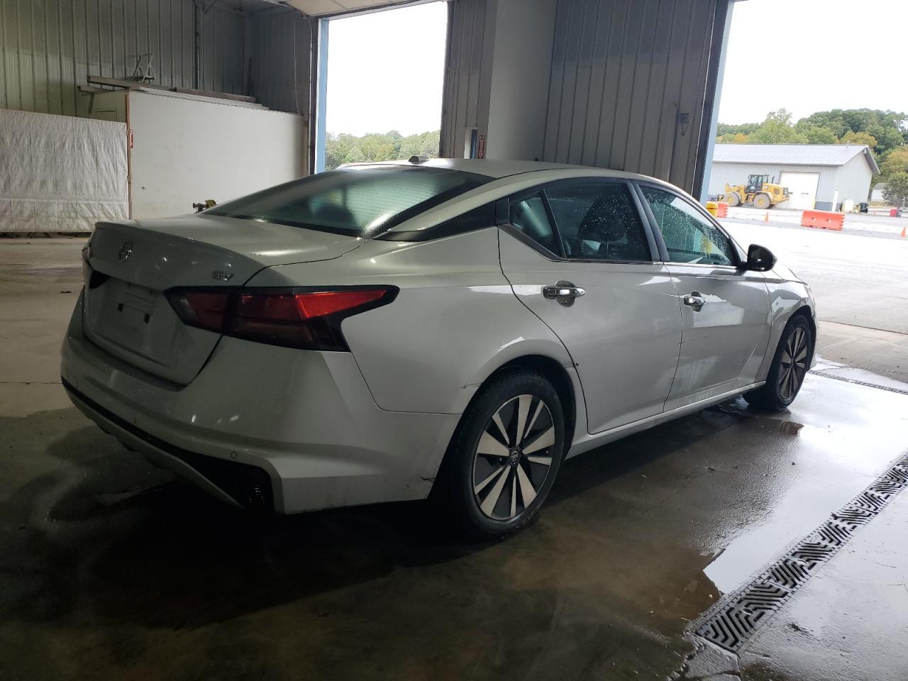 2022 Nissan Altima Sv - Фото 3