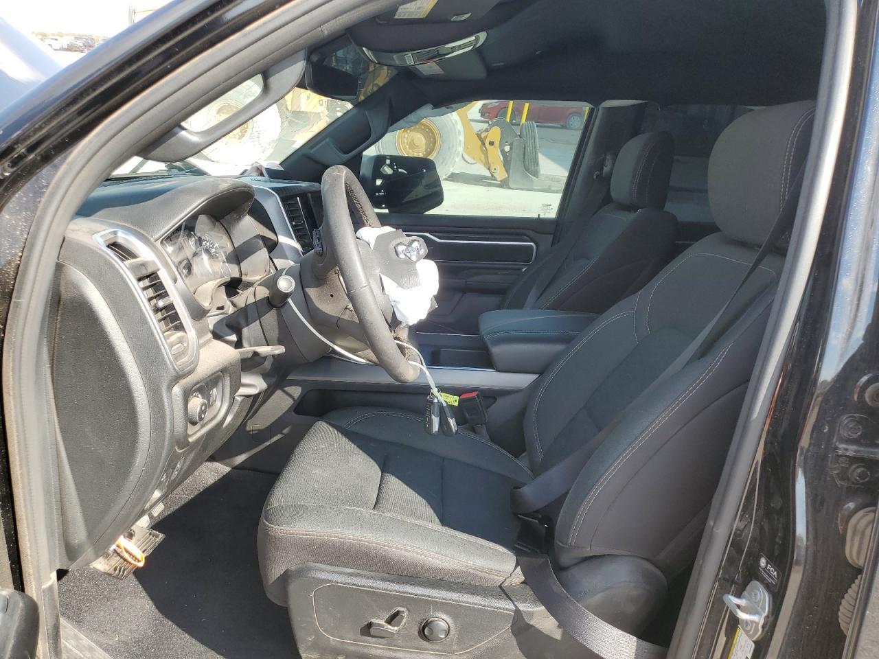 2025 Ram 1500 Big Horn/Lone Star - Фото 7