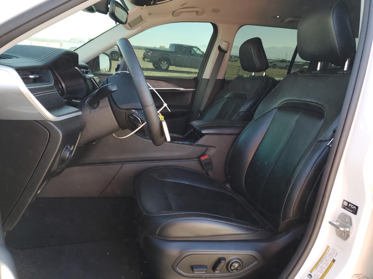 2023 Jeep Grand Cherokee Limited - Image 7
