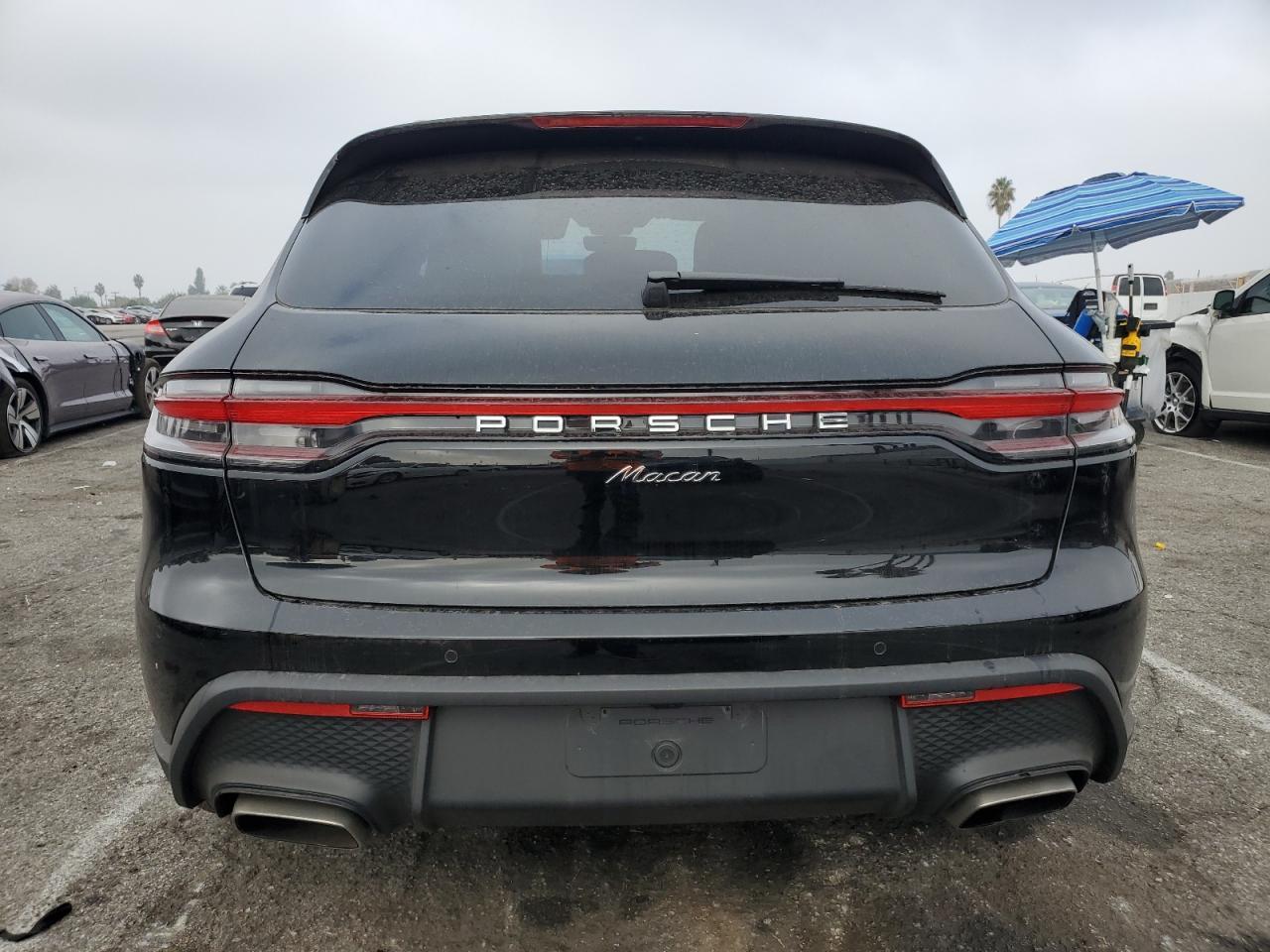 2025 Porsche Macan Base - Image 6