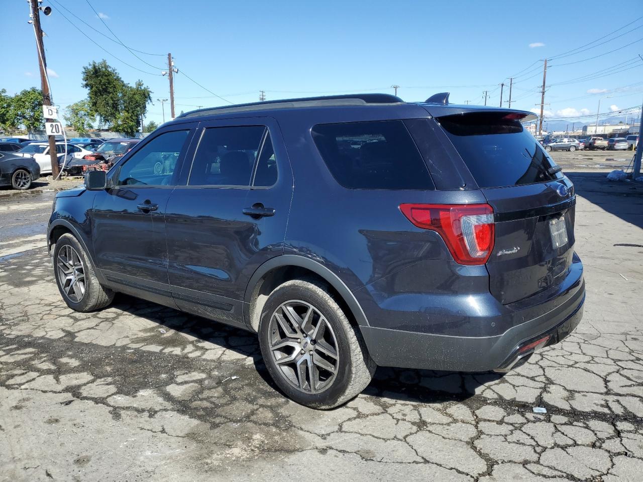2017 Ford Explorer Sport - Фото 2