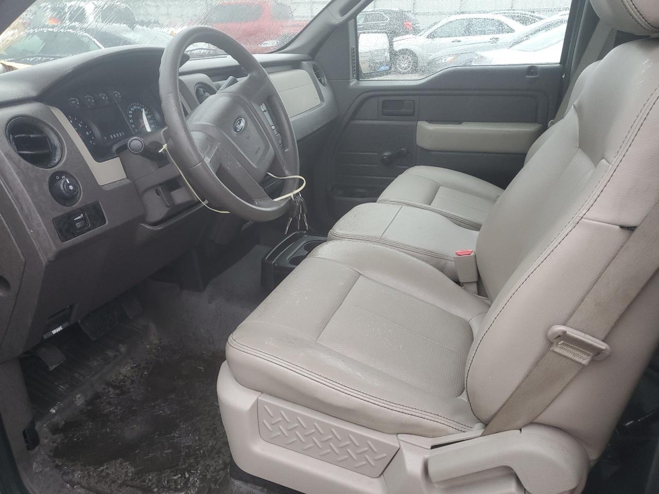 2010 Ford F150 - Image 7