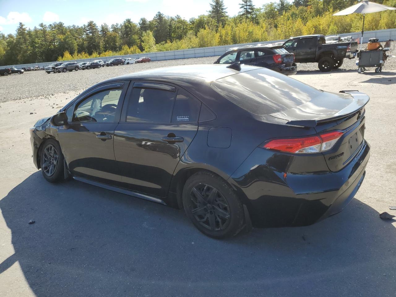 2022 Toyota Corolla Le - Image 2