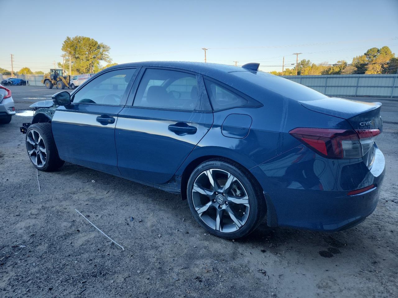 2025 Honda Civic Sport - Фото 2