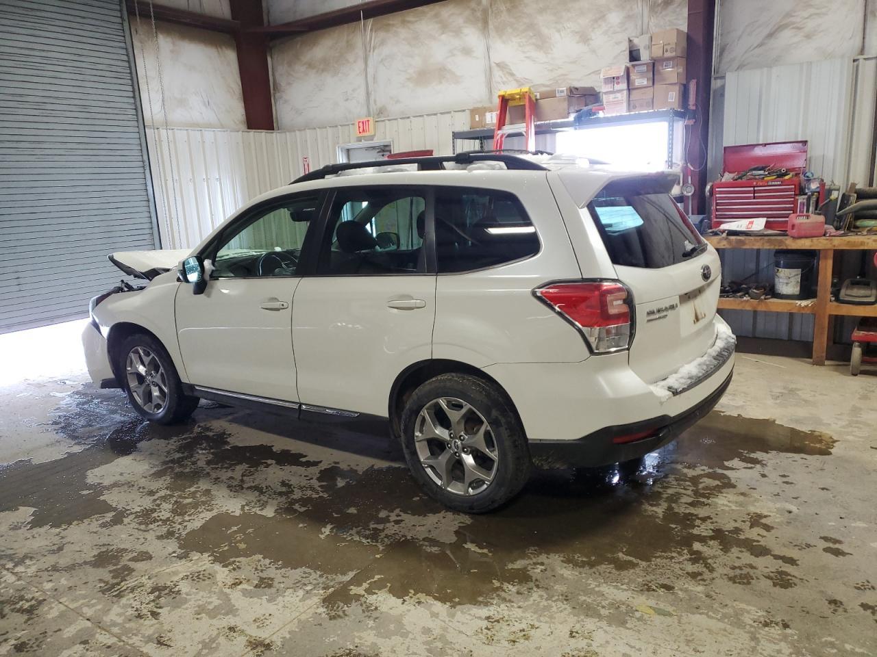 2018 Subaru Forester 2.5I Touring - Image 2