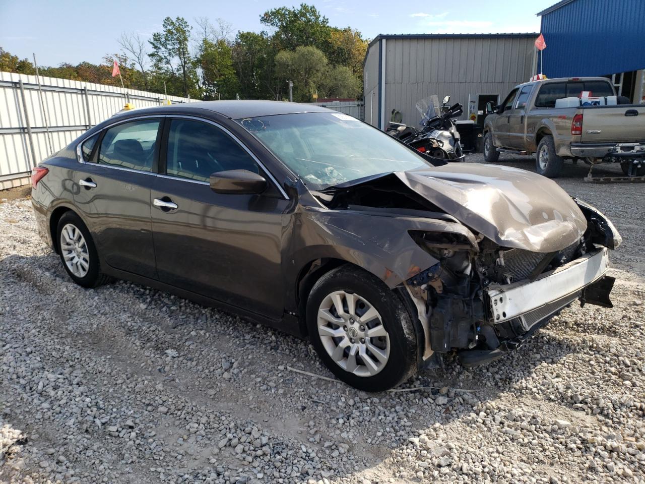 2017 Nissan Altima 2.5 - Image 4