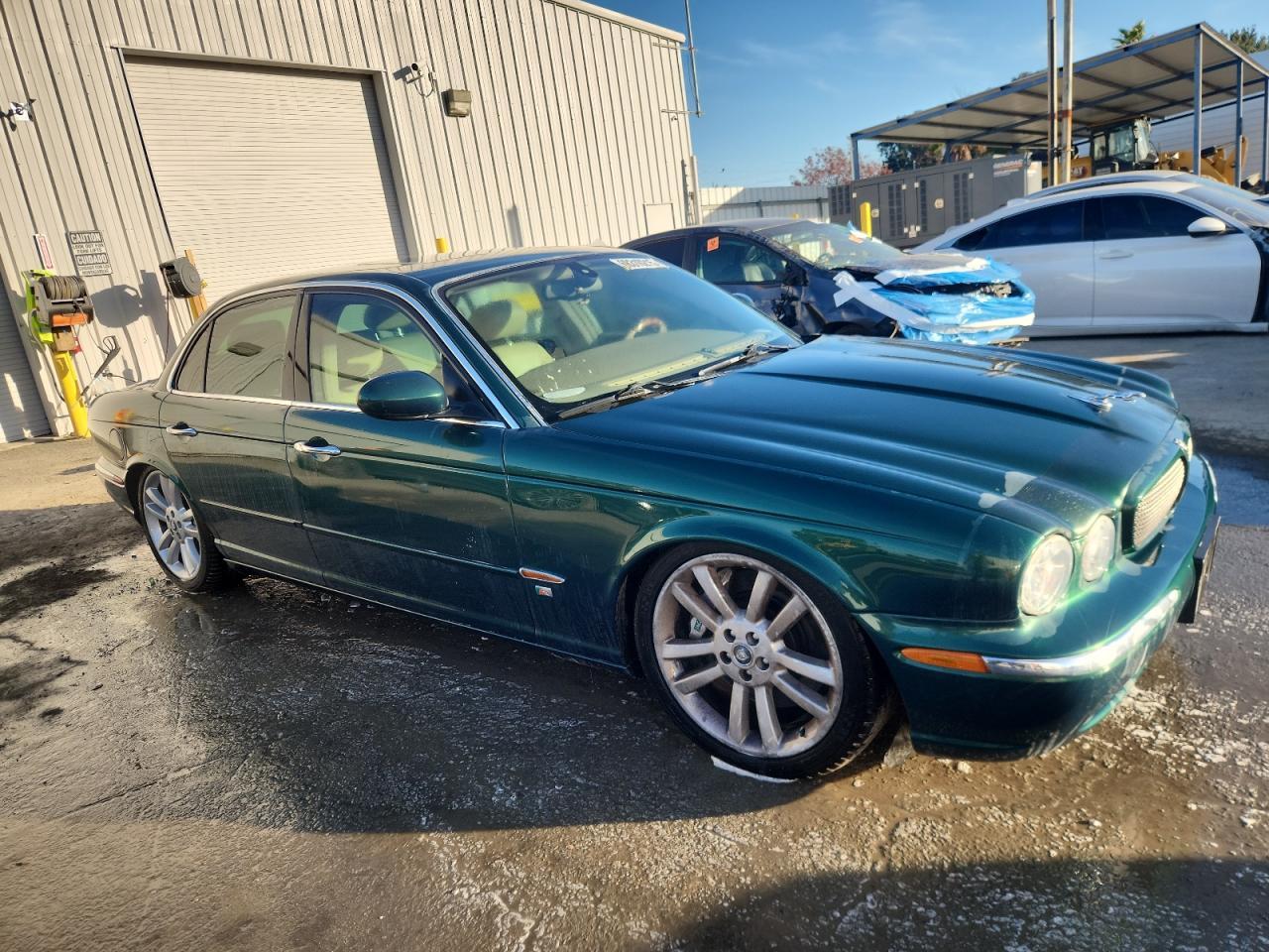 2004 Jaguar Xjr S - Image 4