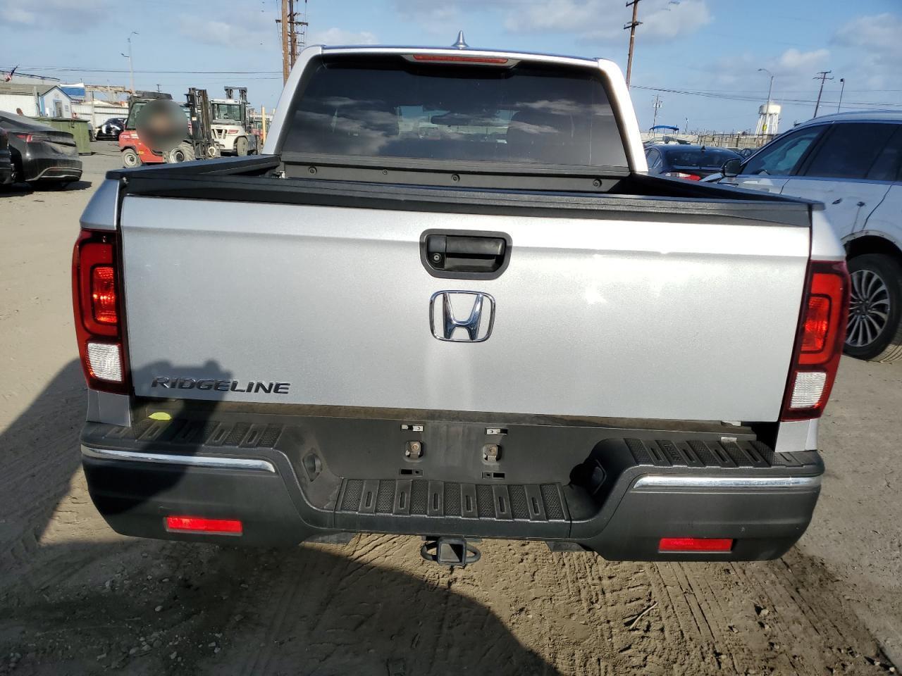 2019 Honda Ridgeline Rt - Фото 6