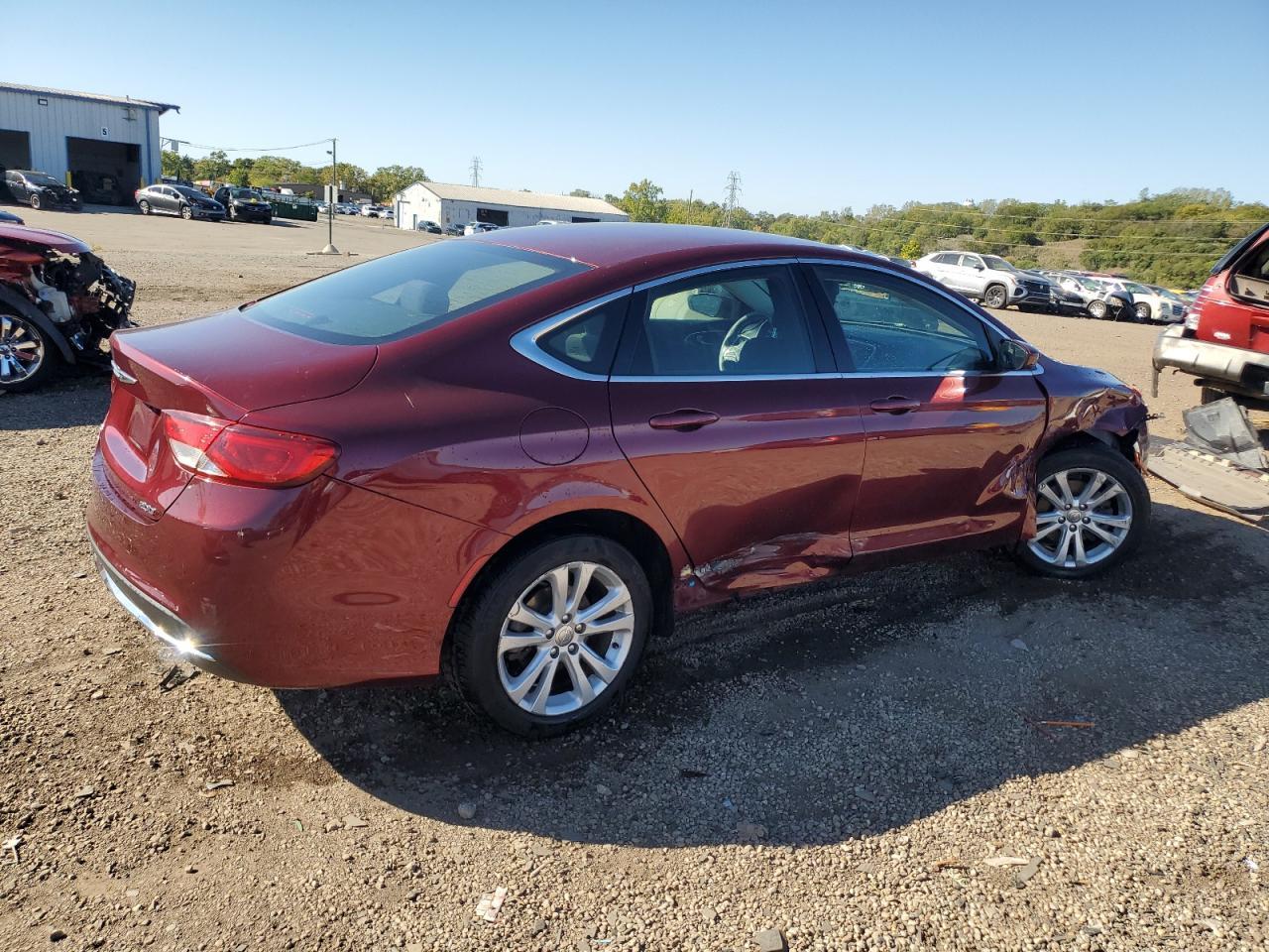 2015 Chrysler 200 Limited - Фото 3