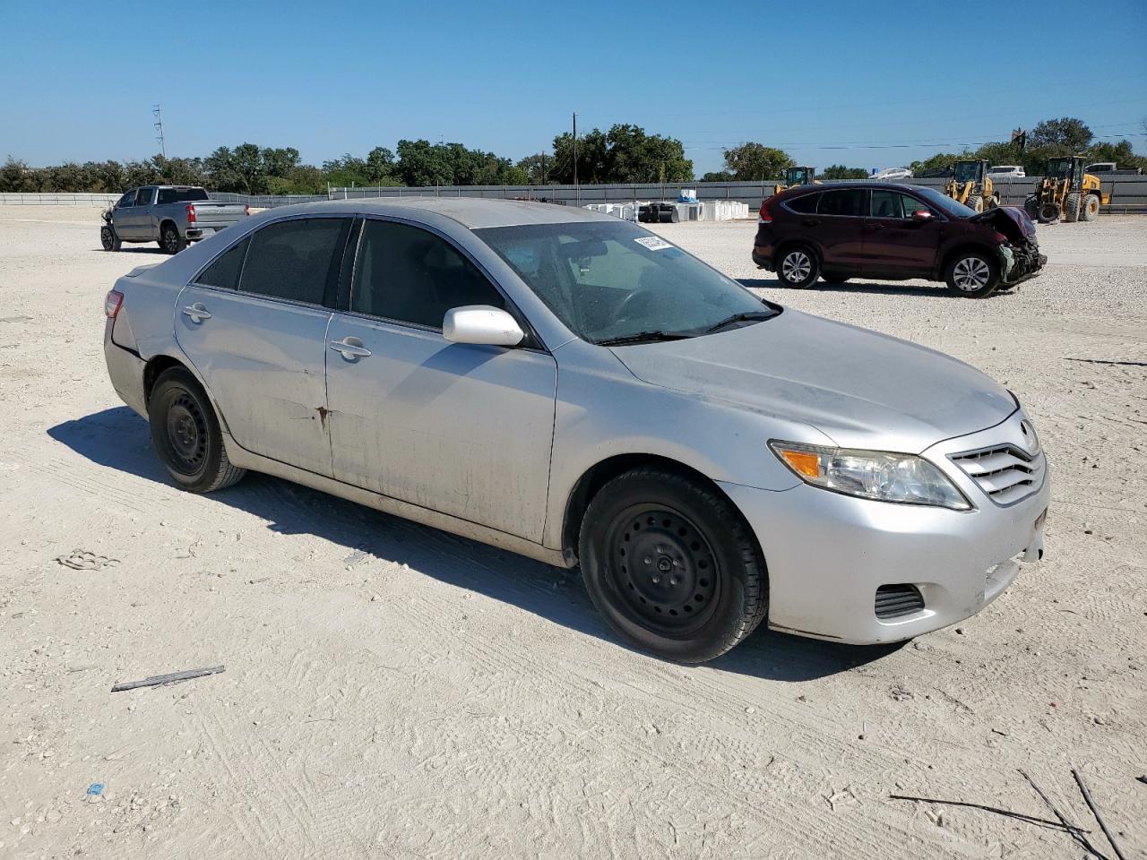 2011 Toyota Camry Base - Фото 4