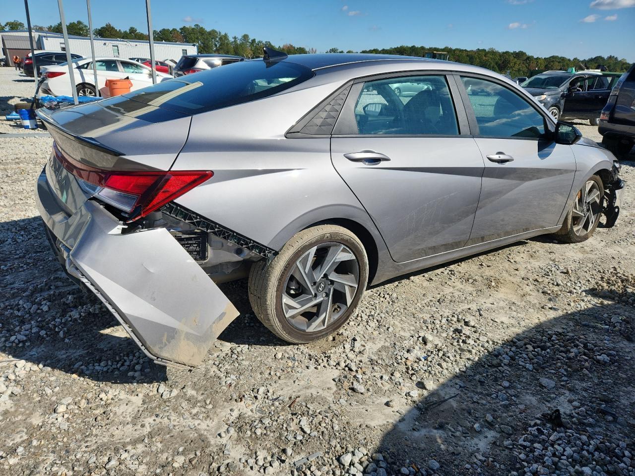 2025 Hyundai Elantra Sel Sport - Фото 3