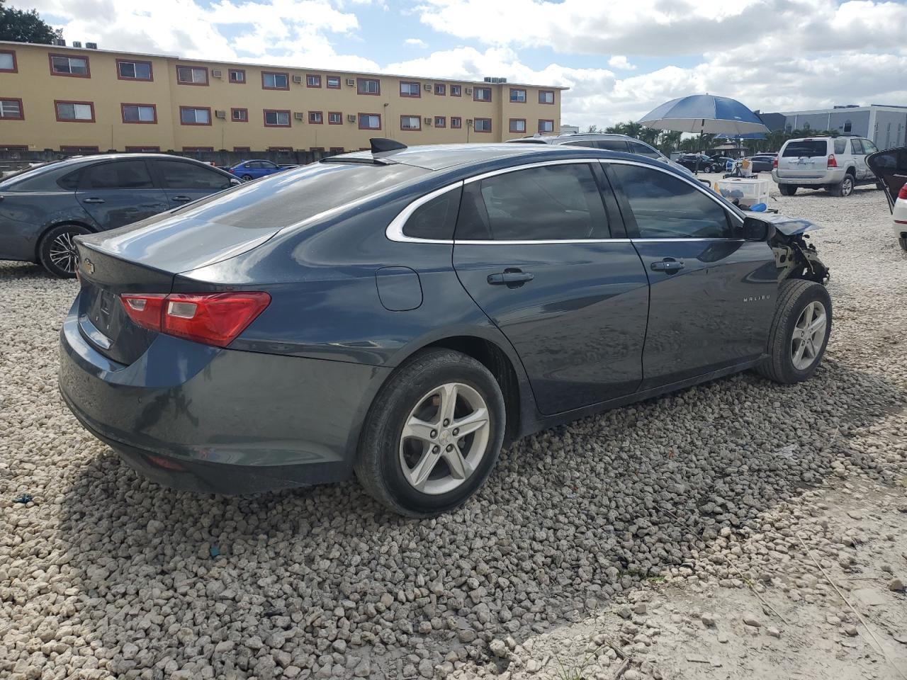 2020 Chevrolet Malibu Ls - Image 3