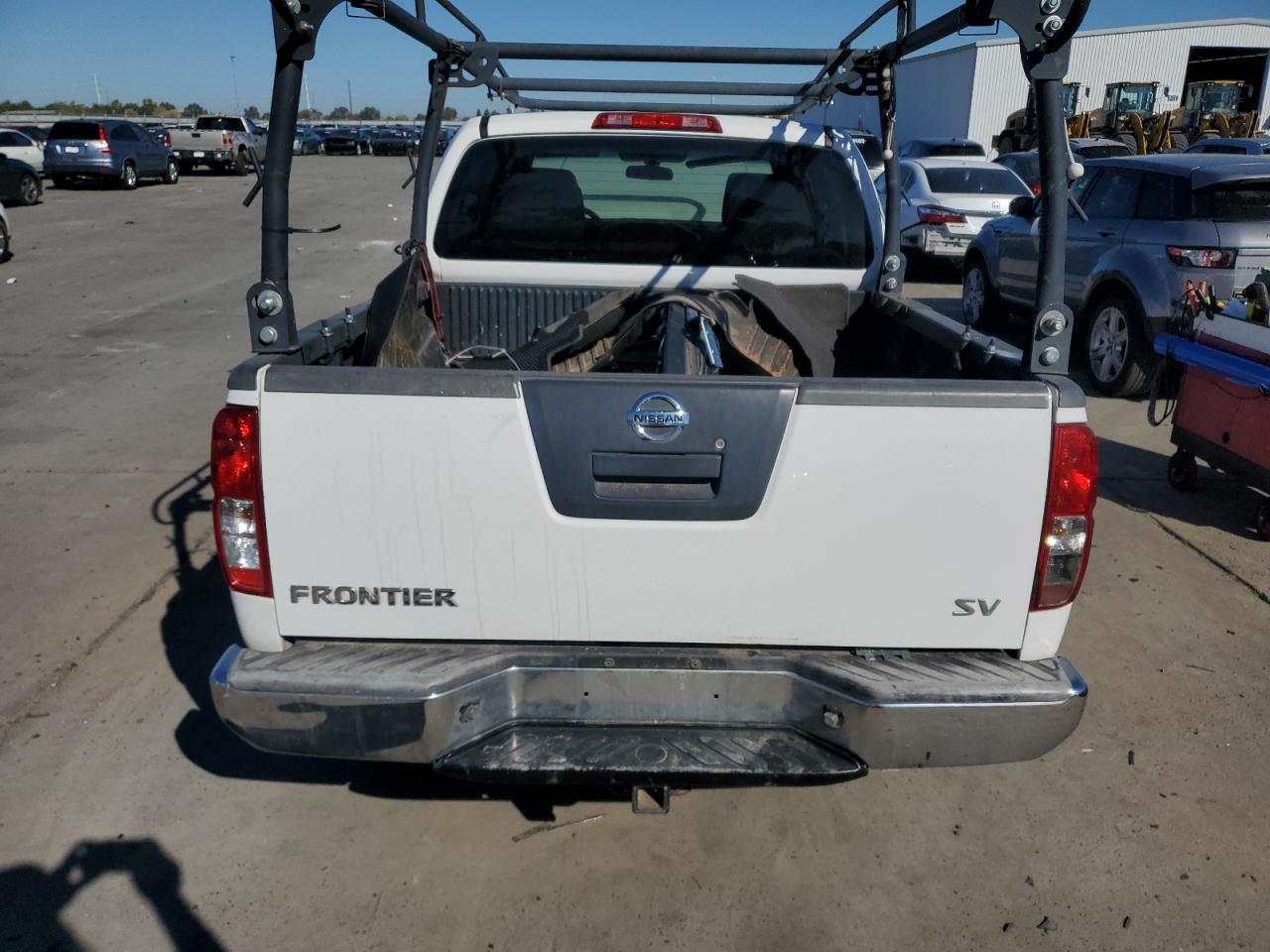2012 Nissan Frontier S - Image 6