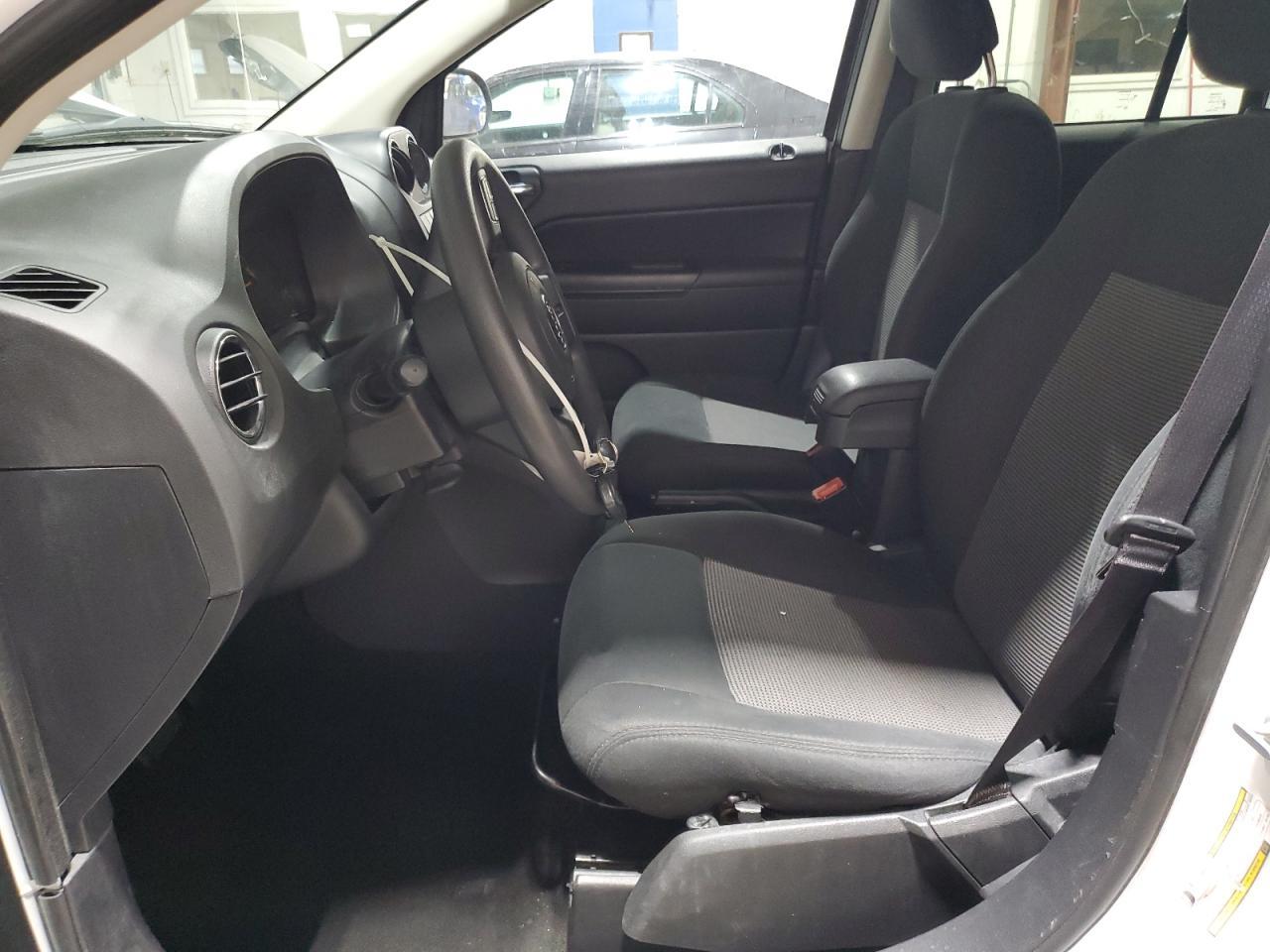 2015 Jeep Compass Sport - Фото 7