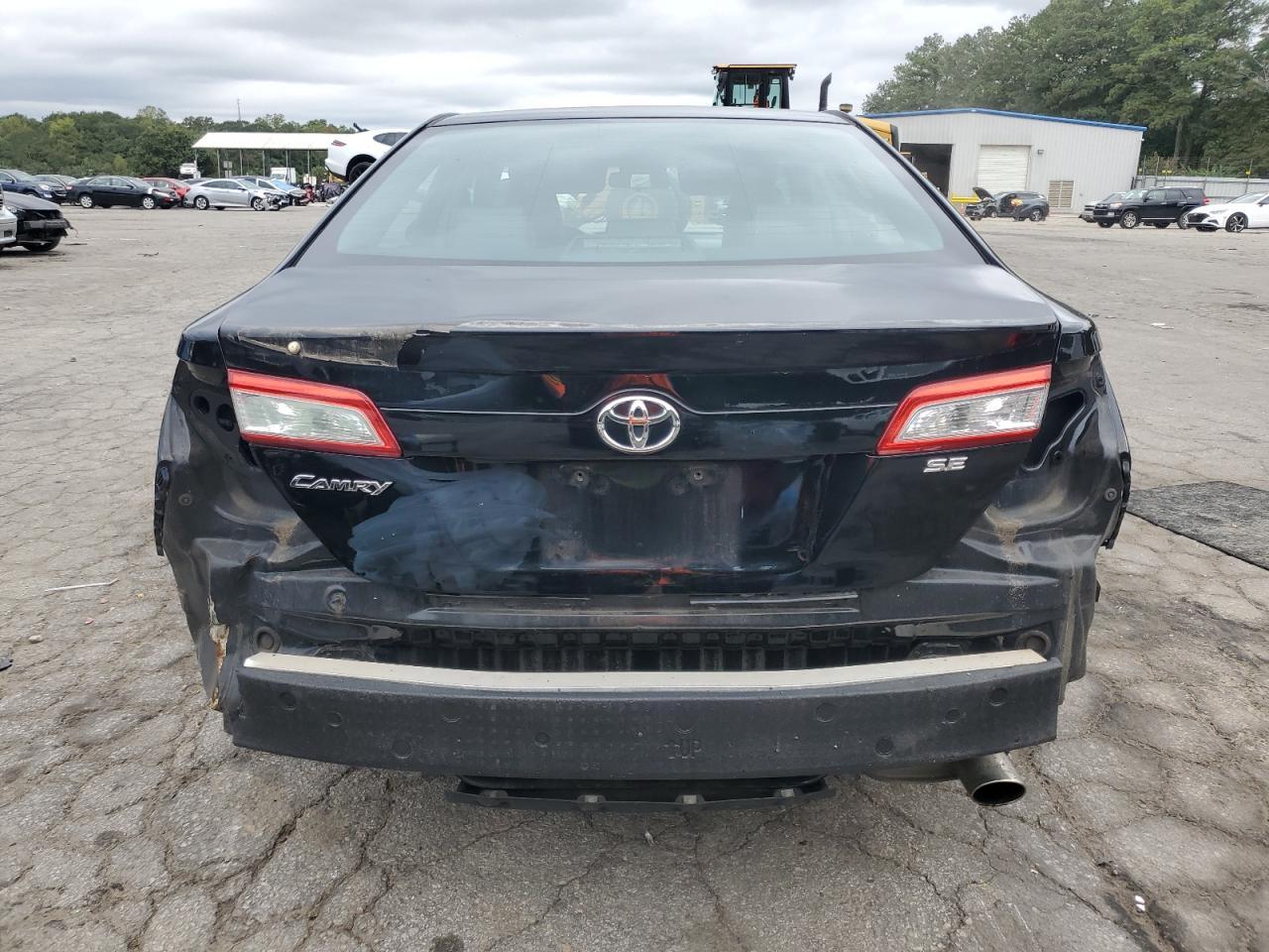 2014 Toyota Camry L - Image 6