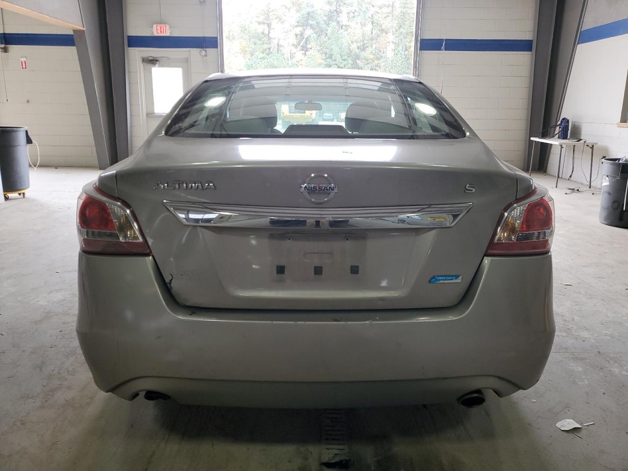 2013 Nissan Altima 2.5 - Фото 6