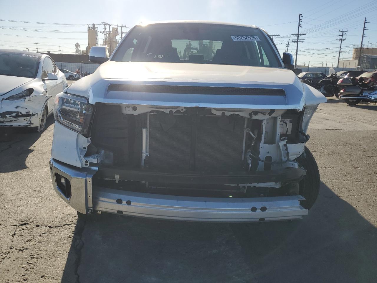 2021 Toyota Tundra Crewmax Limited - Image 5