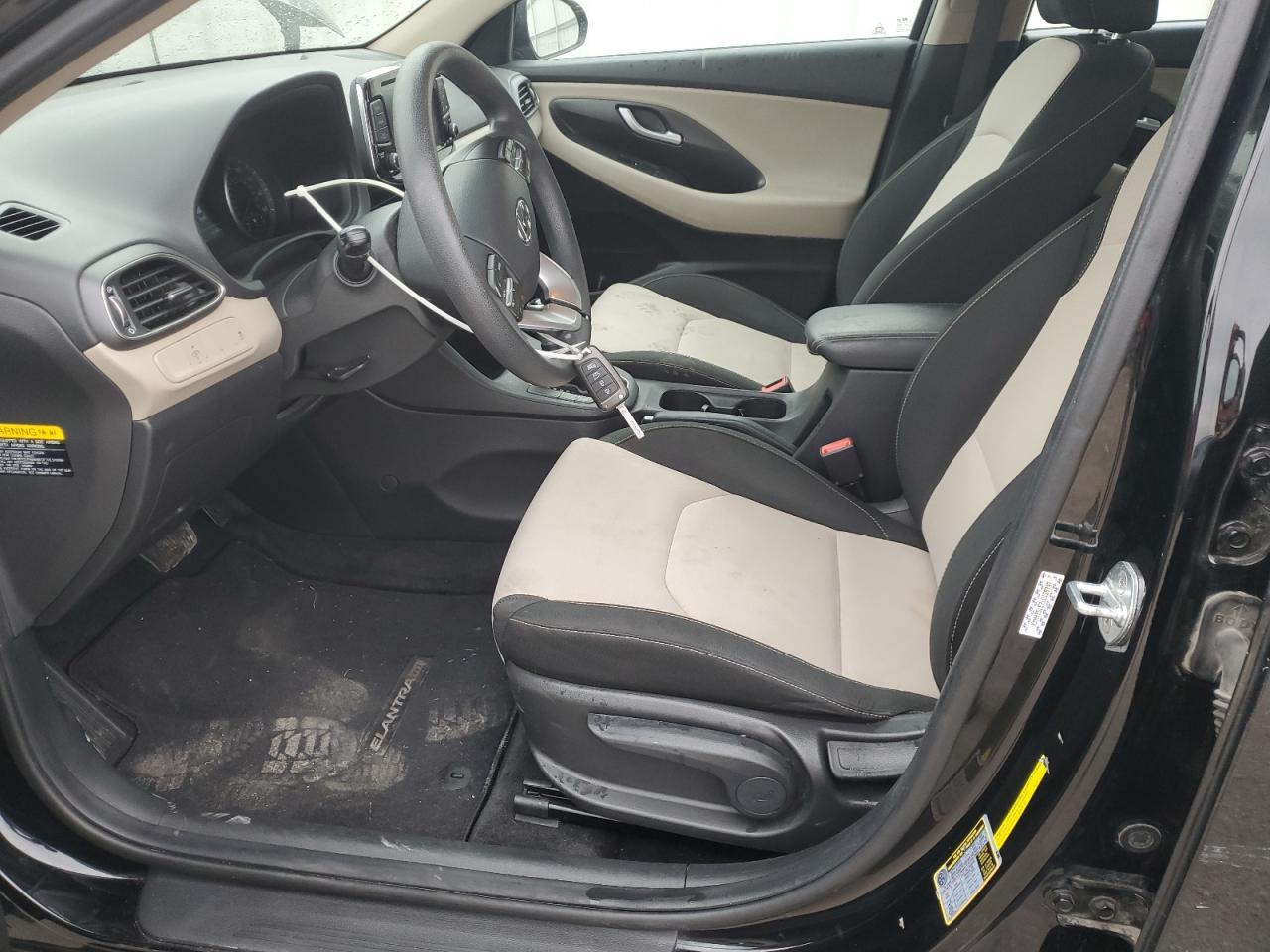 2020 Hyundai Elantra Gt - Фото 7