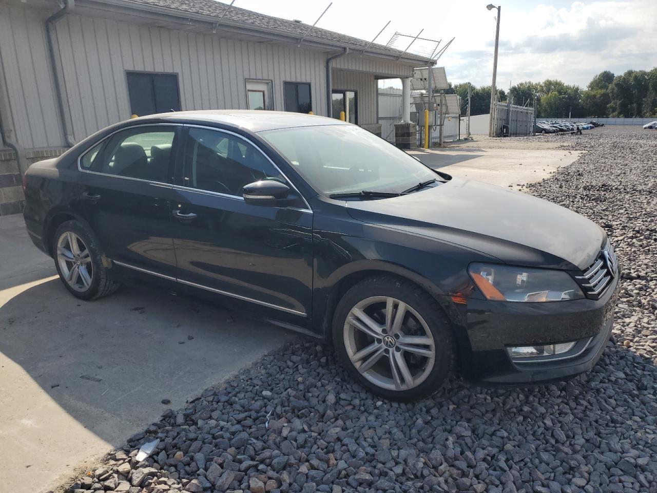 2013 Volkswagen Passat Sel - Фото 4