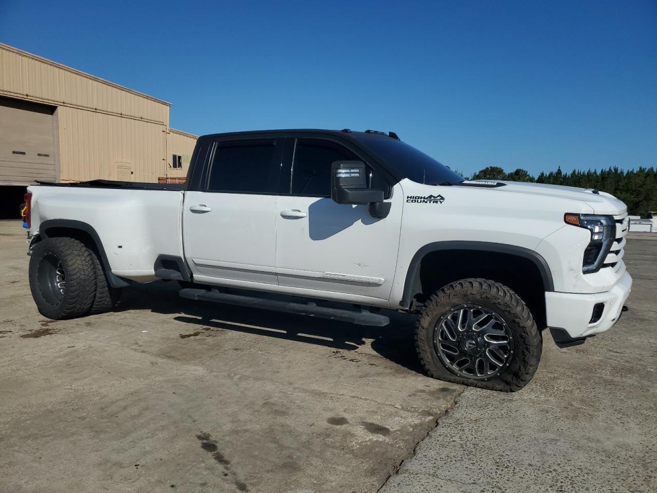 2024 Chevrolet Silverado K3500 High Country - Фото 4