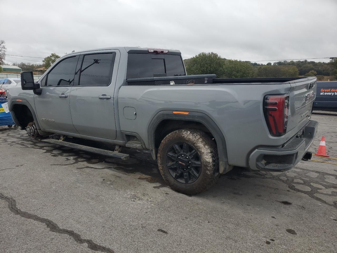 2024 GMC Sierra K2500 At4 - Фото 2