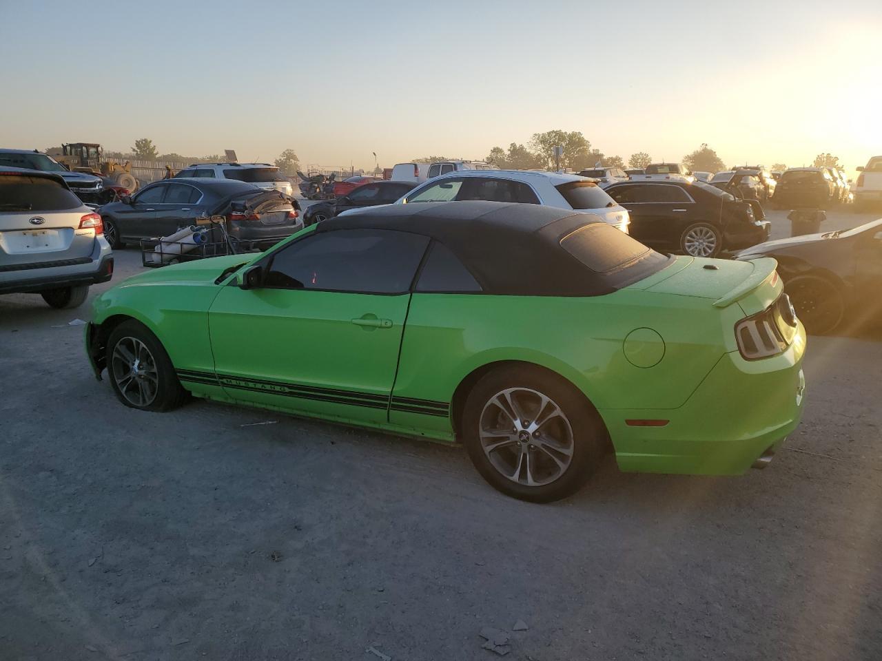2014 Ford Mustang - Image 2