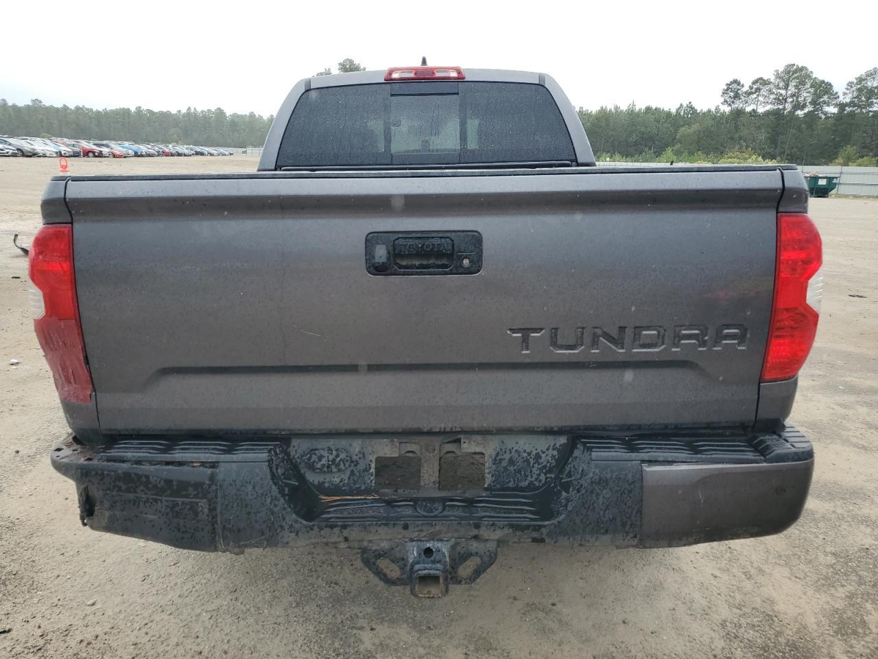 2021 Toyota Tundra Double Cab Sr - Image 6