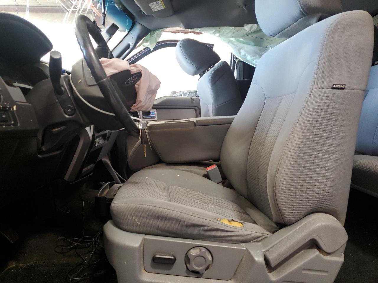 2011 Ford F150 Super Cab - Фото 7