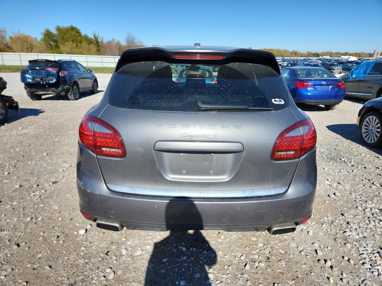 2014 Porsche Cayenne S - Image 6
