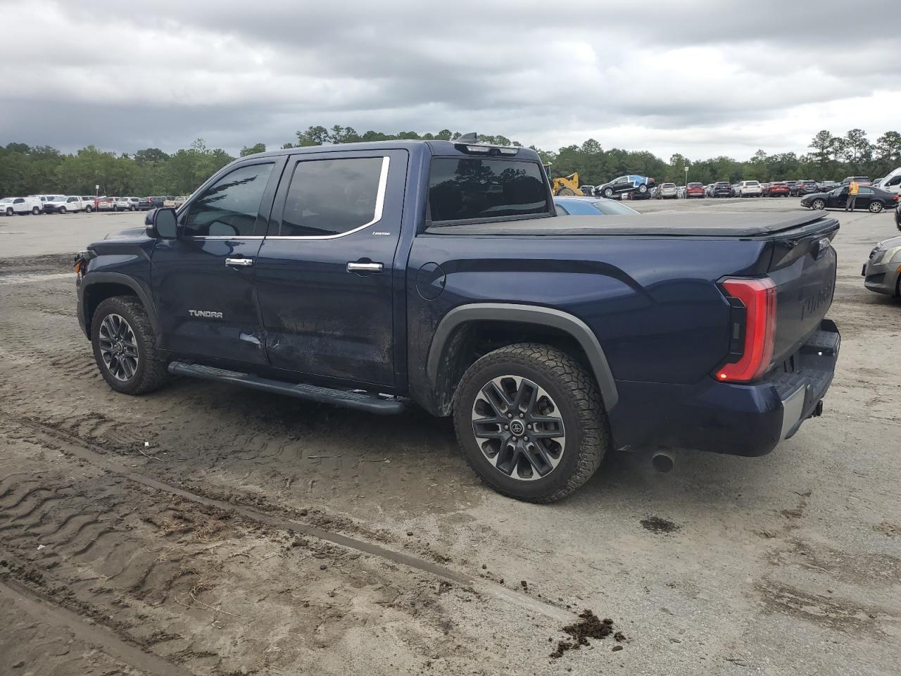 2022 Toyota Tundra Crewmax Limited - Фото 2