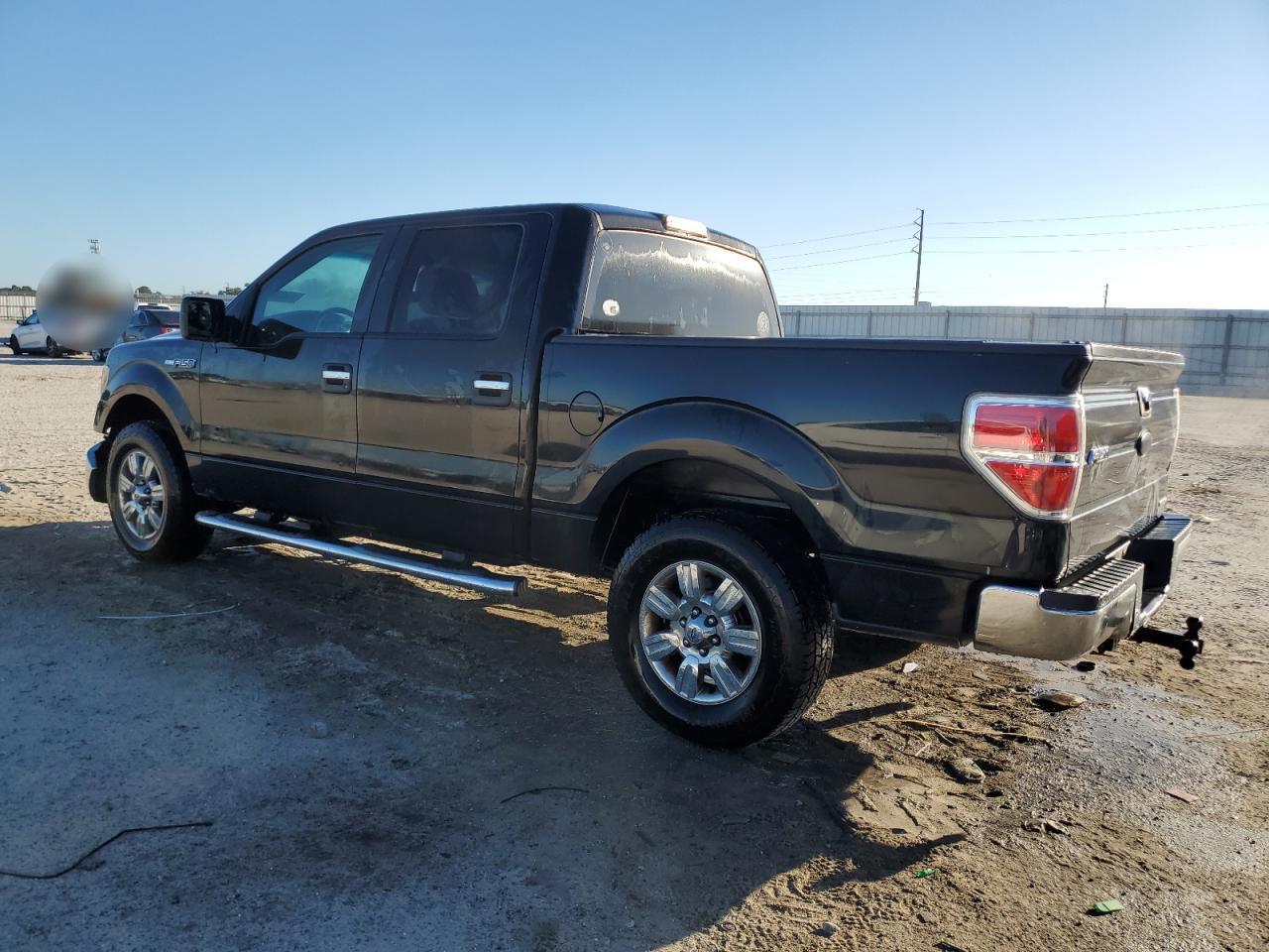 2012 Ford F150 Supercrew - Фото 2